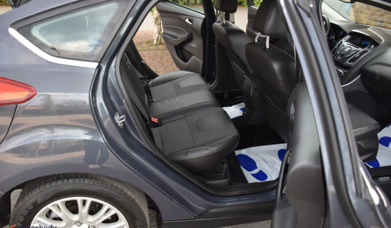 FORD Focus  | FWD (przód) | Manualna | 95 KM | Inny kolor full