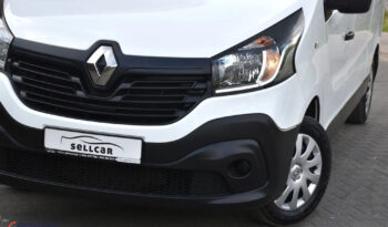 RENAULT Trafic | przedni | Manualna | 95 KM | Biały full