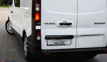 RENAULT Trafic | przedni | Manualna | 95 KM | Biały full