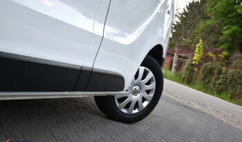 RENAULT Trafic | przedni | Manualna | 95 KM | Biały full