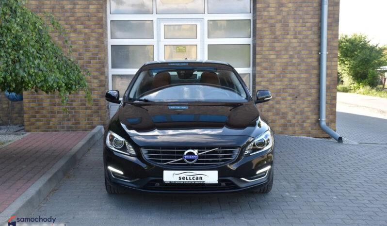 VOLVO S60  | FWD (przód) | Manualna | 150 KM | Czarny full