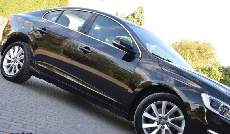 VOLVO S60  | FWD (przód) | Manualna | 150 KM | Czarny full