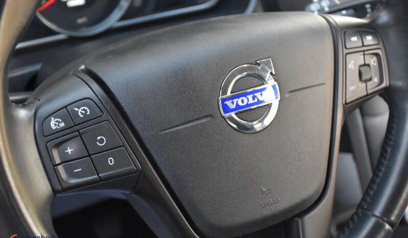 VOLVO V40  | FWD (przód) | Manualna | 115 KM | Srebrny full