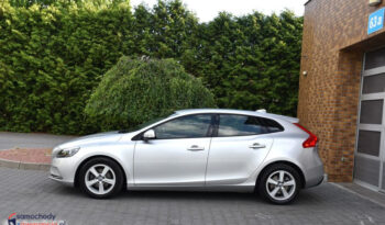 VOLVO V40  | FWD (przód) | Manualna | 115 KM | Srebrny full