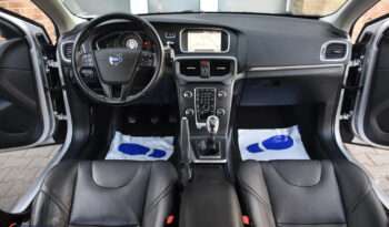 VOLVO V40  | FWD (przód) | Manualna | 115 KM | Srebrny full