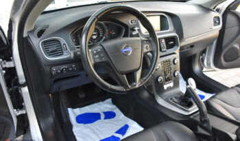 VOLVO V40  | FWD (przód) | Manualna | 115 KM | Srebrny full