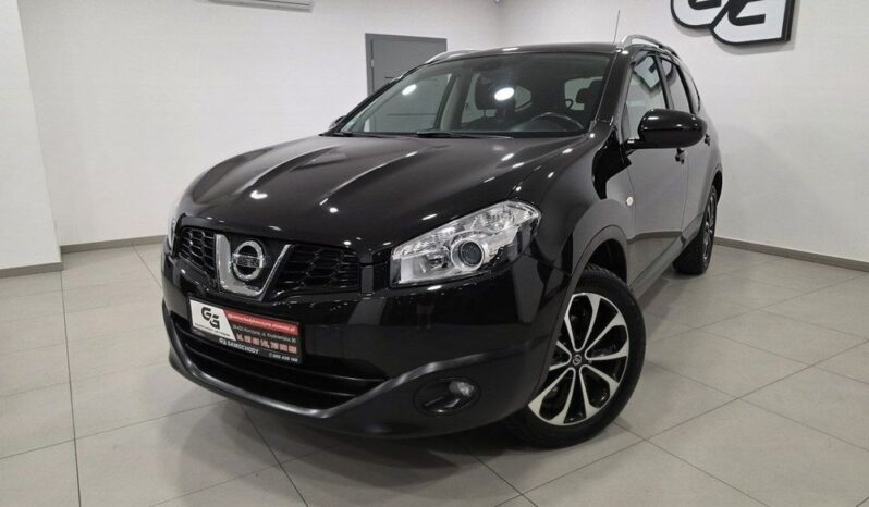 Nissan Qashqai+2  | Fwd (Przód) | Manualna | 140 Km | Czarny