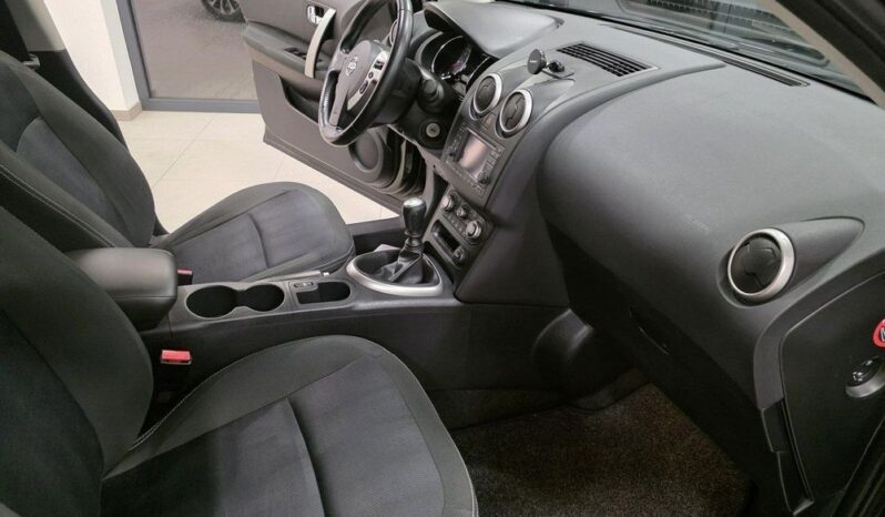 NISSAN Qashqai+2  | FWD (przód) | Manualna | 140 KM | Czarny full