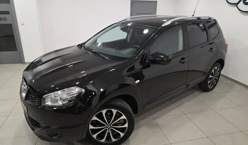 NISSAN Qashqai+2  | FWD (przód) | Manualna | 140 KM | Czarny full