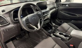 HYUNDAI Tucson  | FWD (przód) | Manualna | 132 KM | Bordowy full