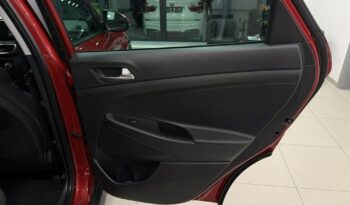 HYUNDAI Tucson  | FWD (przód) | Manualna | 132 KM | Bordowy full
