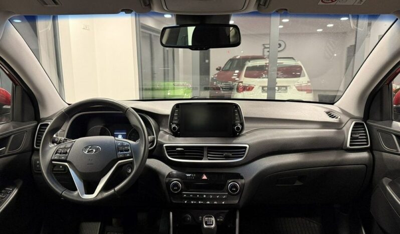 HYUNDAI Tucson  | FWD (przód) | Manualna | 132 KM | Bordowy full