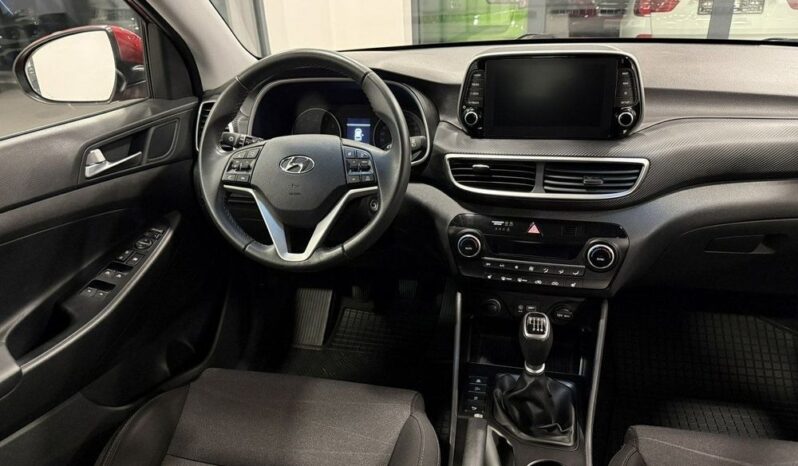 HYUNDAI Tucson  | FWD (przód) | Manualna | 132 KM | Bordowy full