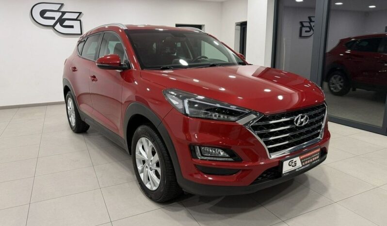 HYUNDAI Tucson  | FWD (przód) | Manualna | 132 KM | Bordowy full