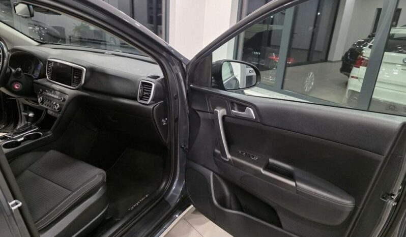KIA Sportage  | 4×4 (doł. ręcznie) | Automatyczna | 177 KM | Szary full