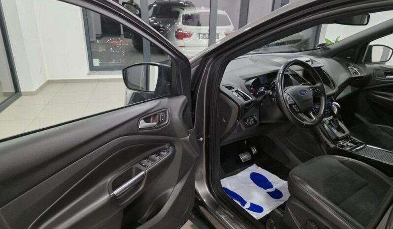 FORD Kuga  | 4×4 (doł. automatycznie) | Automatyczna | 180 KM | Szary full