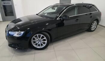 AUDI A4 Avant | FWD (przód) | Automatyczna | 150 KM | Czarny full