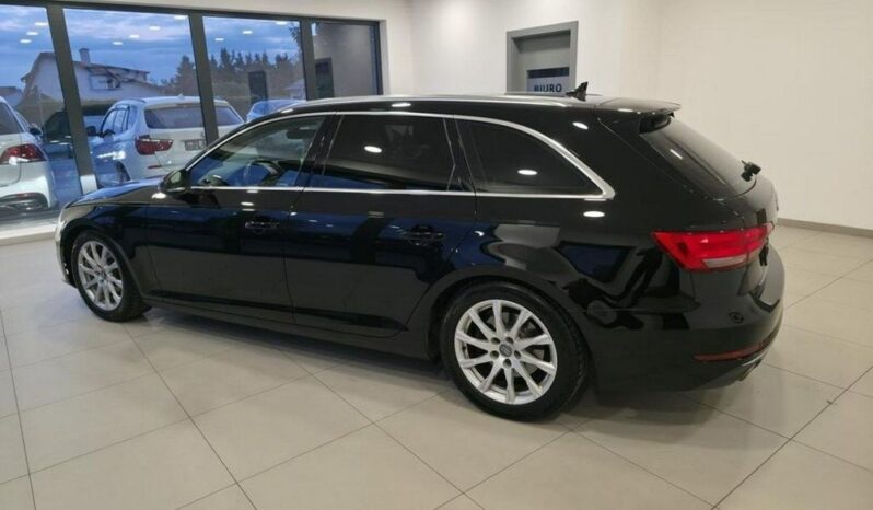 AUDI A4 Avant | FWD (przód) | Automatyczna | 150 KM | Czarny full