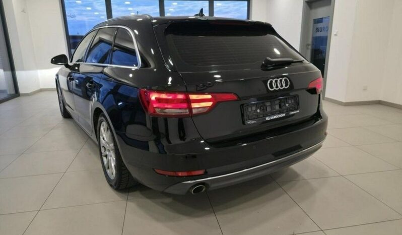 AUDI A4 Avant | FWD (przód) | Automatyczna | 150 KM | Czarny full