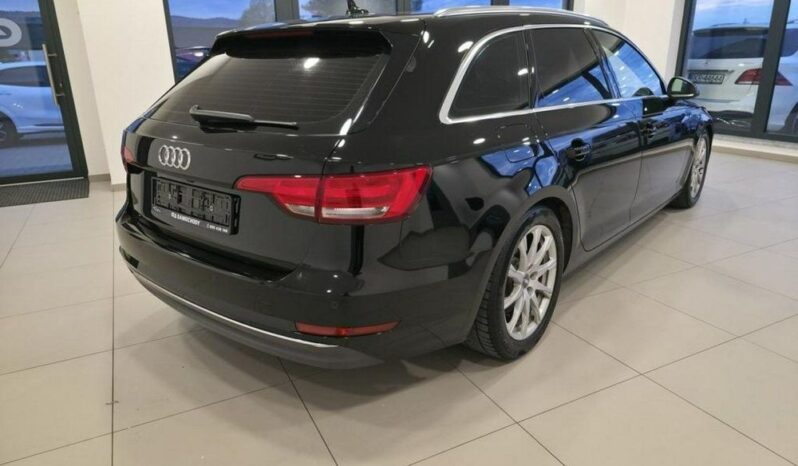 AUDI A4 Avant | FWD (przód) | Automatyczna | 150 KM | Czarny full