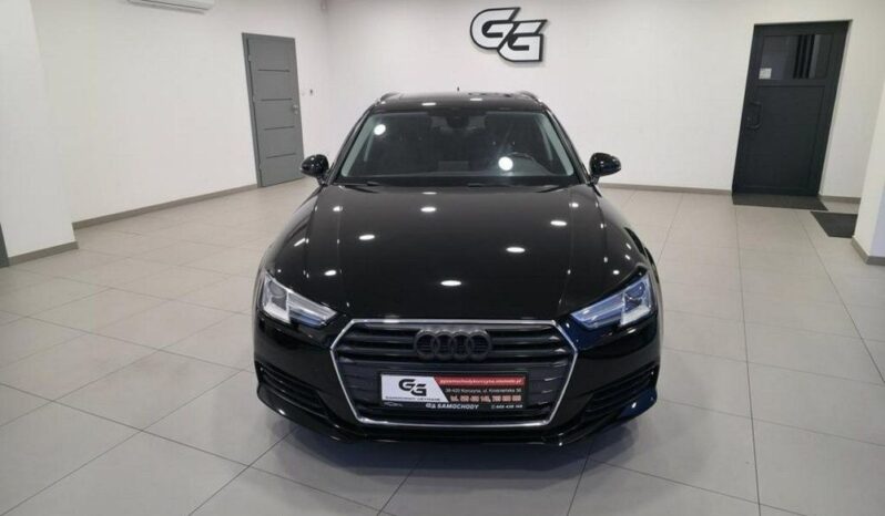 AUDI A4 Avant | FWD (przód) | Automatyczna | 150 KM | Czarny full