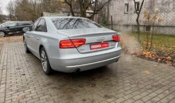 AUDI A8  | FWD (przód) | Automatyczna | 211 KM | Srebrny full