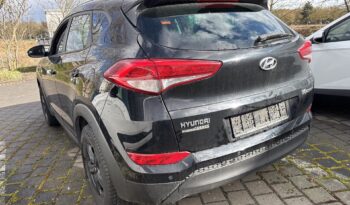HYUNDAI Tucson  | 2017 | 140 KM | 1968cm3 | Czarny full