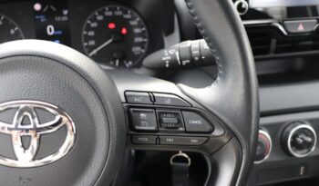 TOYOTA Yaris  | 2021 | 125 KM | 1490cm3 | Biały full