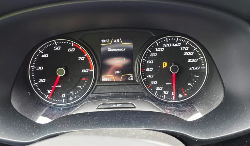 SEAT Leon  | 2018 | 125 KM | 1395cm3 | Czerwony full