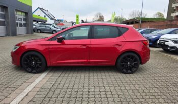 SEAT Leon  | 2018 | 125 KM | 1395cm3 | Czerwony full