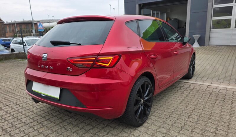 SEAT Leon  | 2018 | 125 KM | 1395cm3 | Czerwony full