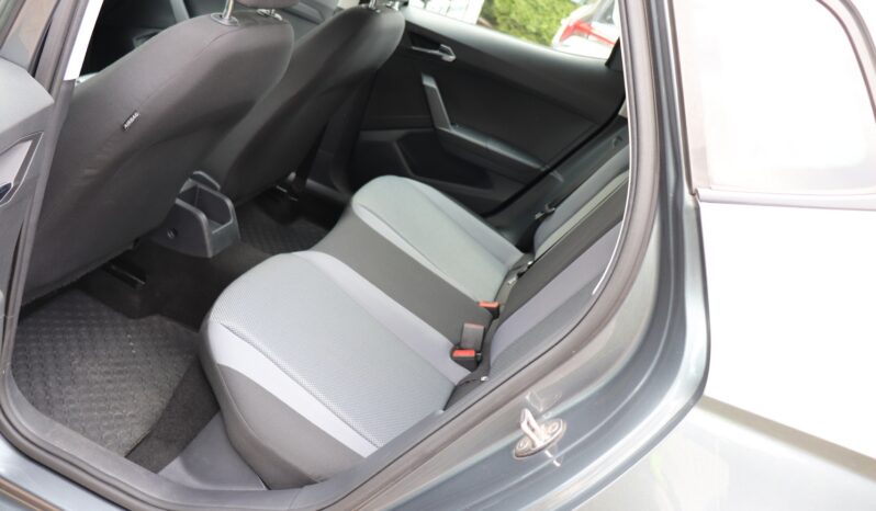 SEAT Arona  | 2018 | 95 KM | 999cm3 | Szary full