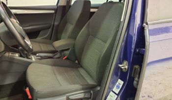 SKODA Octavia  | 2014 | 150 KM | 1968cm3 | Niebieski full
