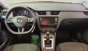 SKODA Octavia  | 2014 | 150 KM | 1968cm3 | Niebieski full
