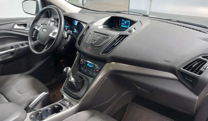 FORD Kuga  | 2015 | 150 KM | 1997cm3 | Biały full