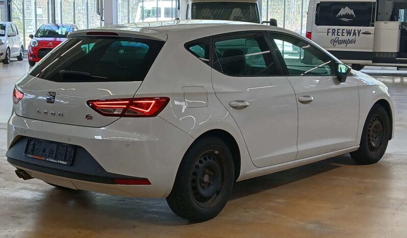 SEAT Leon  | 2015 | 150 KM | 1395cm3 | Biały full