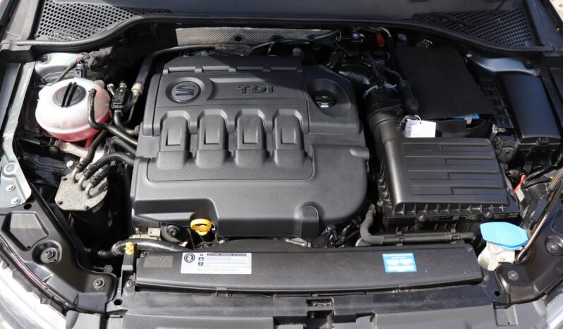 SEAT Leon  | 2017 | 184 KM | 1968cm3 | Szary full