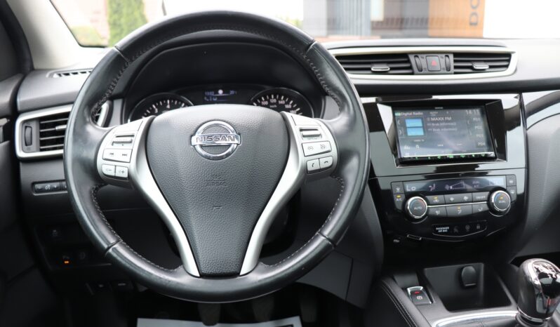 NISSAN Qashqai  | 2015 | 163 KM | 1618cm3 | Brązowy full