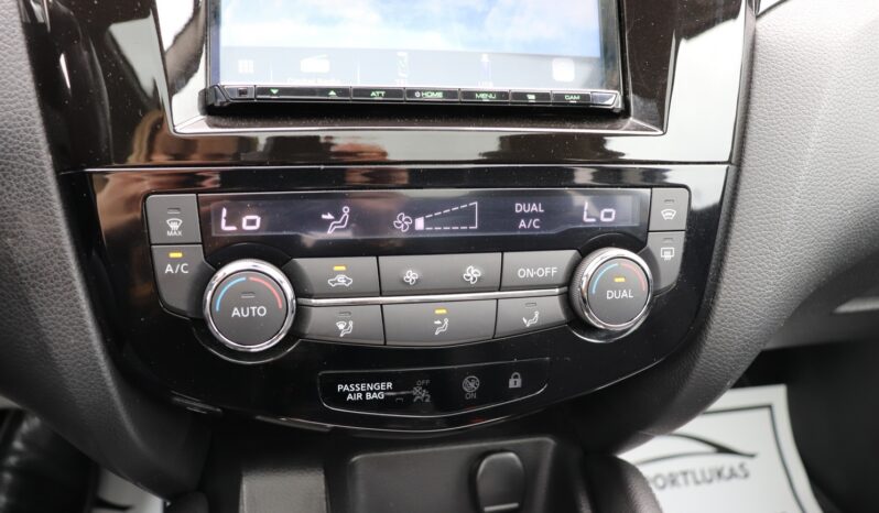NISSAN Qashqai  | 2015 | 163 KM | 1618cm3 | Brązowy full