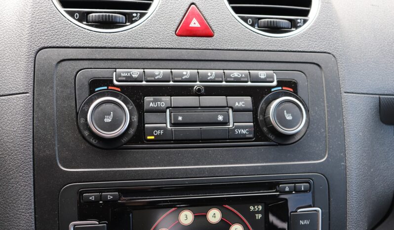 VOLKSWAGEN Caddy | 2014 | 140 KM | 1968cm3 | Czarny full
