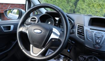 FORD Fiesta  | 2015 | 82 KM | 1242cm3 | Srebrny full