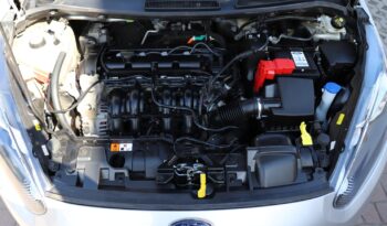 FORD Fiesta  | 2015 | 82 KM | 1242cm3 | Srebrny full