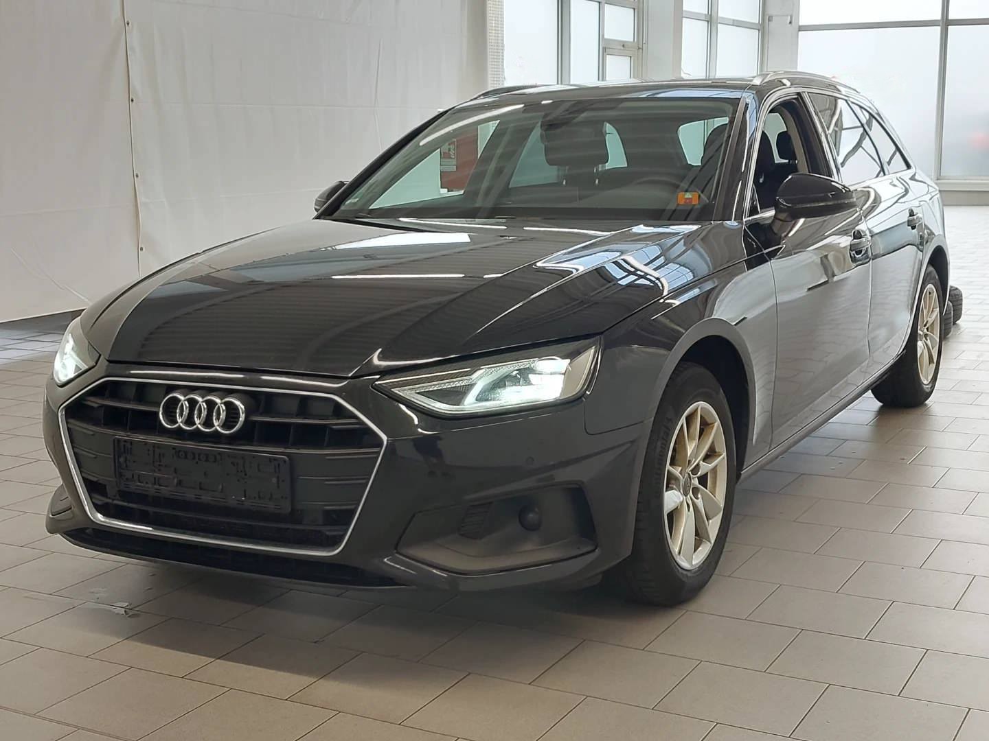 Audi A4 Avant | 2022 | 163 Km | 1968Cm3 | Czarny