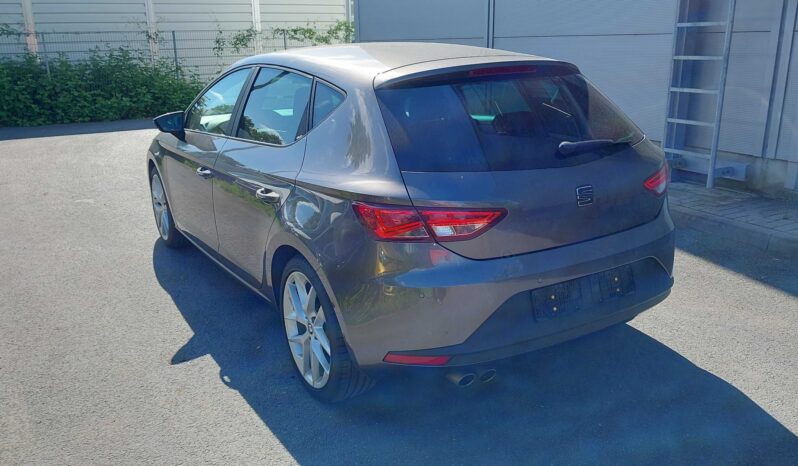 SEAT Leon  | 2015 | 150 KM | 1395cm3 | Szary full