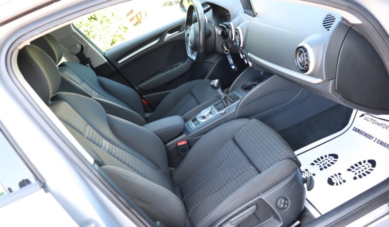 AUDI A3  | 2015 | 125 KM | 1395cm3 | Srebrny full