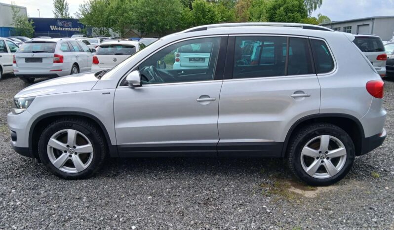 VOLKSWAGEN Tiguan  | 2015 | 150 KM | 1968cm3 | Srebrny full