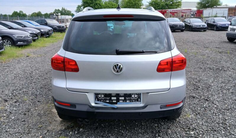 VOLKSWAGEN Tiguan  | 2015 | 150 KM | 1968cm3 | Srebrny full