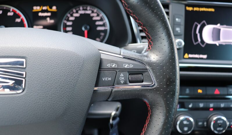 SEAT Leon  | 2018 | 125 KM | 1395cm3 | Czerwony full