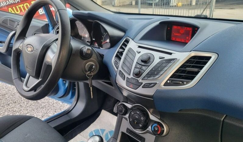 FORD Fiesta  | FWD (przód) | Manualna | 82 KM | Niebieski full