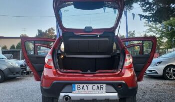 DACIA Sandero Stepway  | FWD (przód) | Manualna | 82 KM | Bordowy full